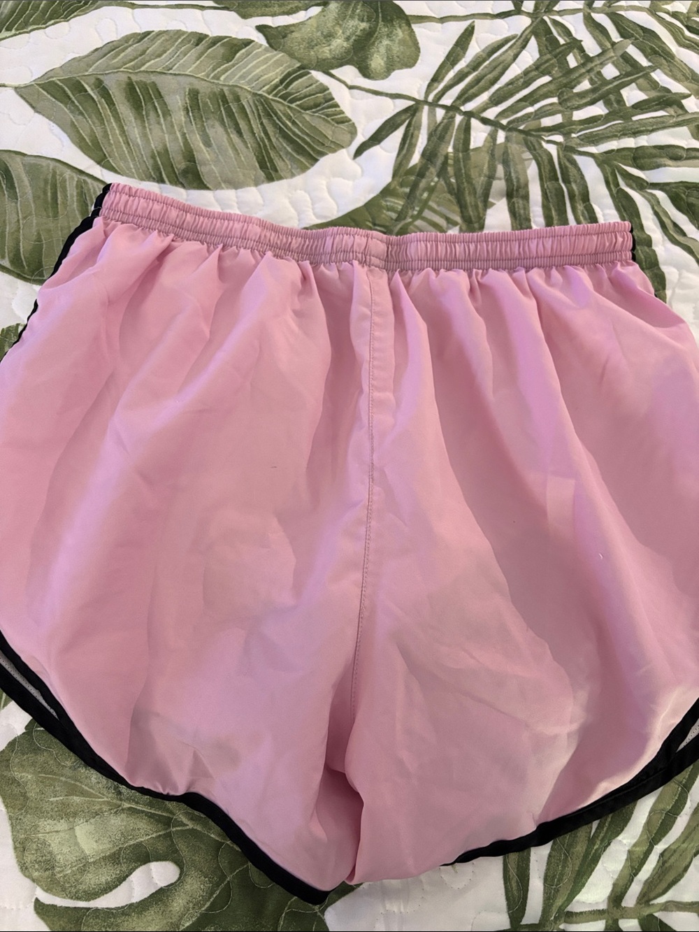 Nike Dri-FitPink Athletic Shorts with Black Trim L - Picture 2 of 4